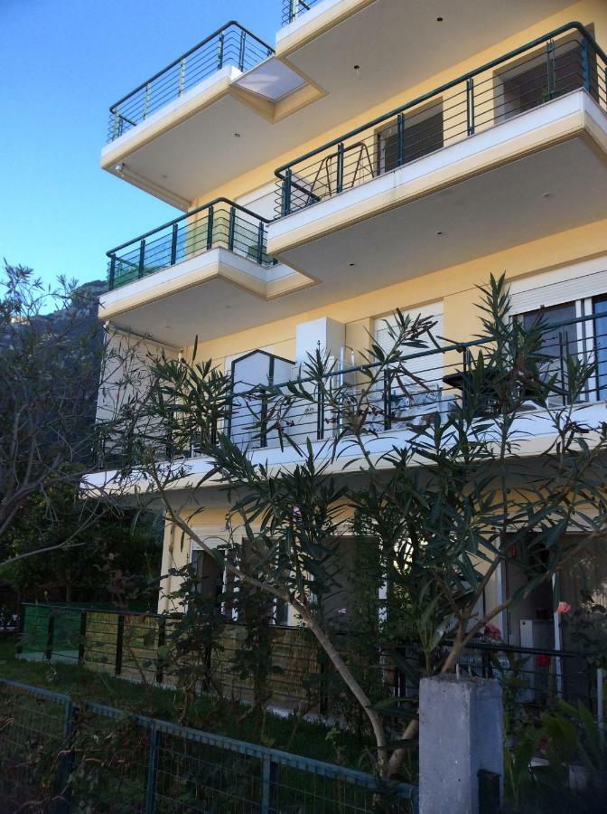 Ourania'S Apartments Kamena Vourla Exterior foto